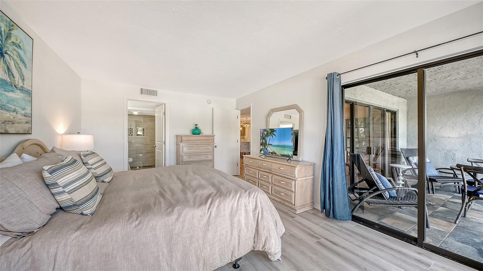 Image 22 of 41 For 1249 Dockside Place 110