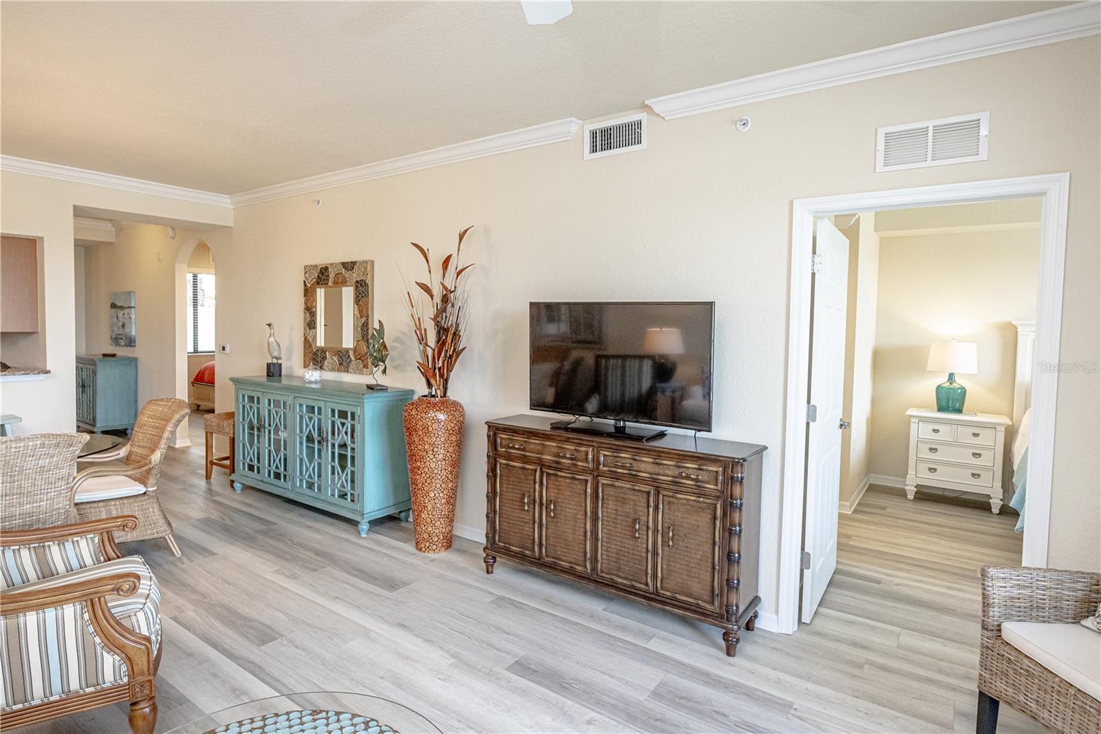 Image 16 of 53 For 7005 River Hammock Drive 204