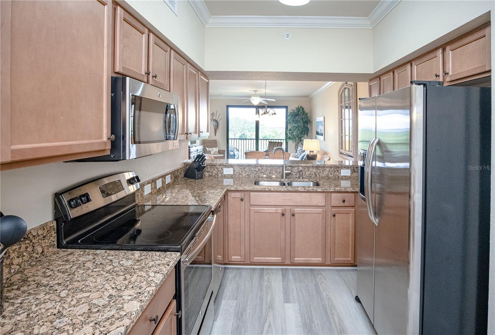 Image 5 of 53 For 7005 River Hammock Drive 204