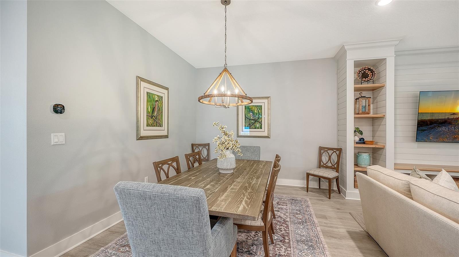 Image 20 of 76 For 5018 Surfside Circle