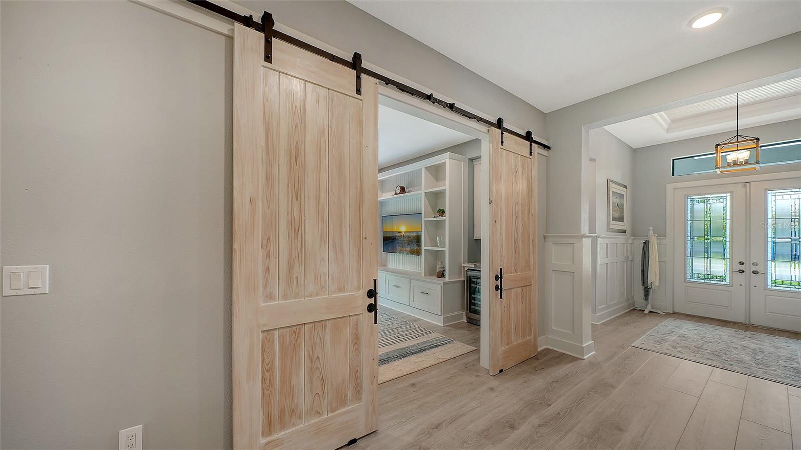 Image 30 of 76 For 5018 Surfside Circle