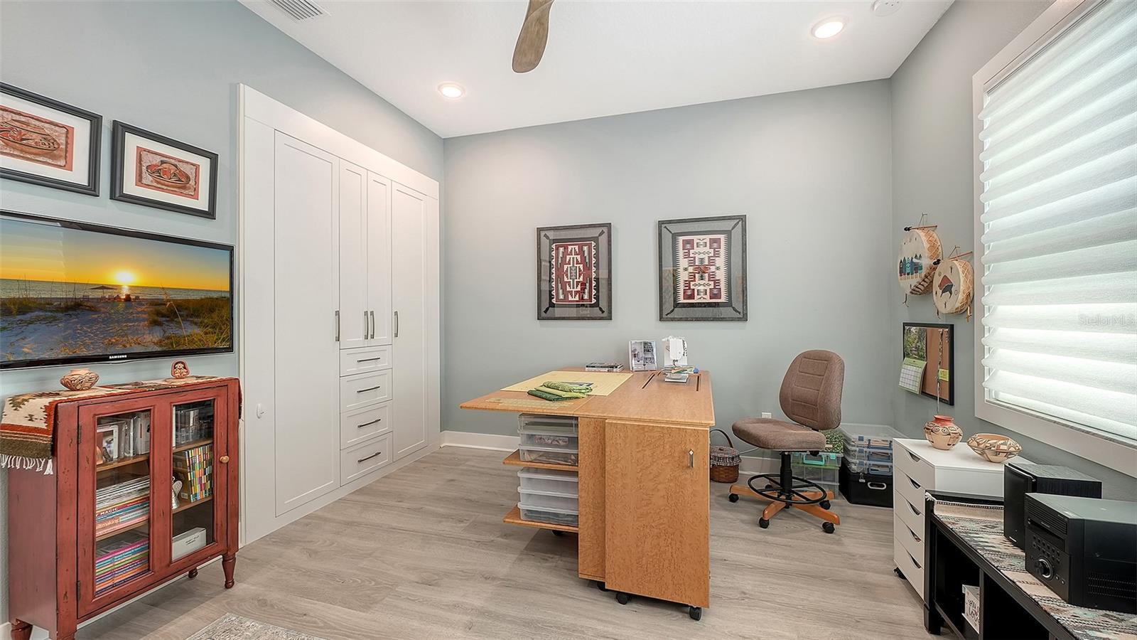 Image 38 of 76 For 5018 Surfside Circle