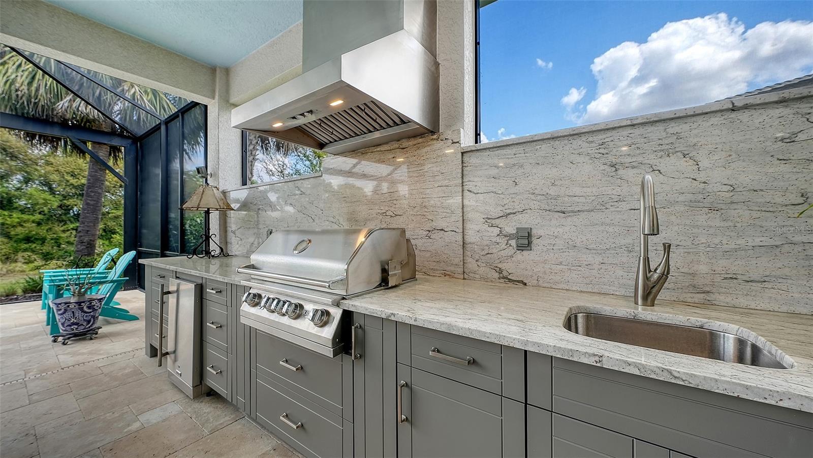 Image 43 of 76 For 5018 Surfside Circle