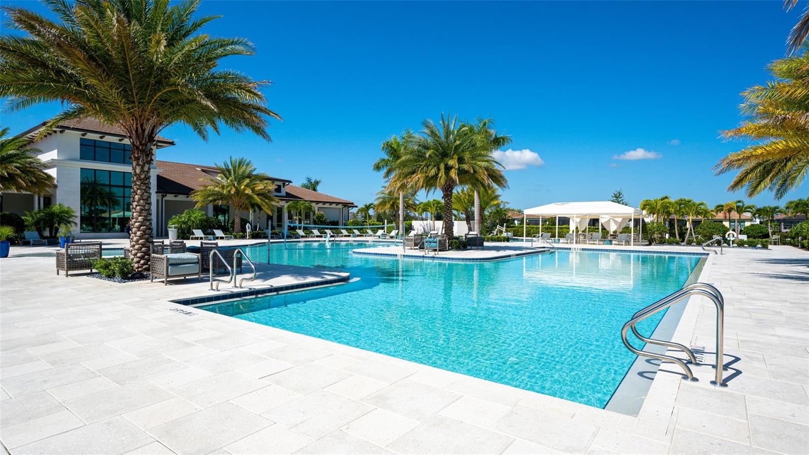 Image 65 of 76 For 5018 Surfside Circle