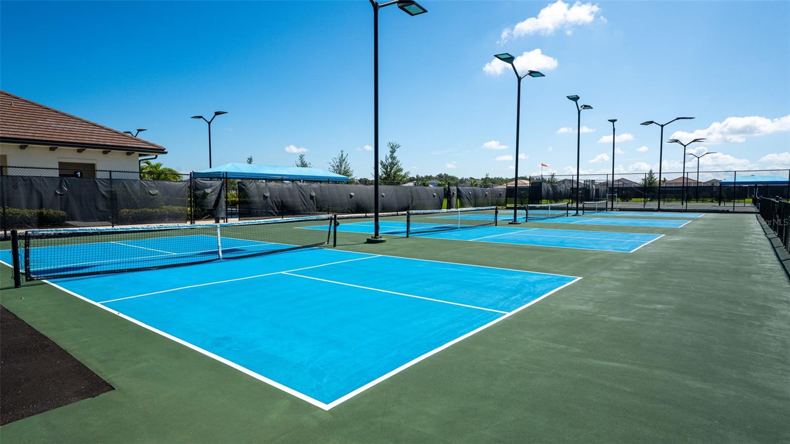 Image 71 of 76 For 5018 Surfside Circle