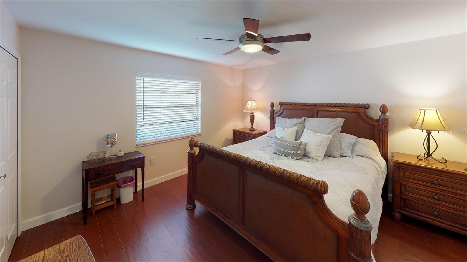 Image 25 of 31 For 4952 Rutland Gate