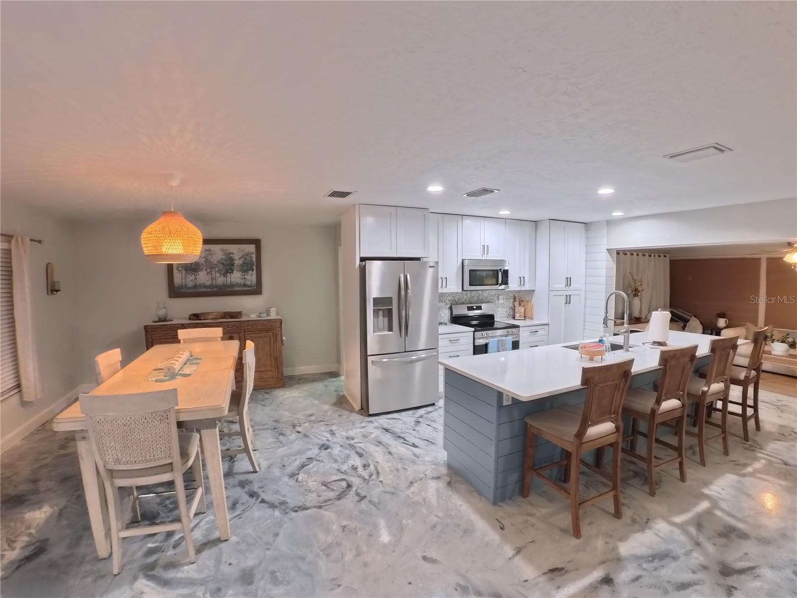 Image 10 of 24 For 6107 9th Avenue W