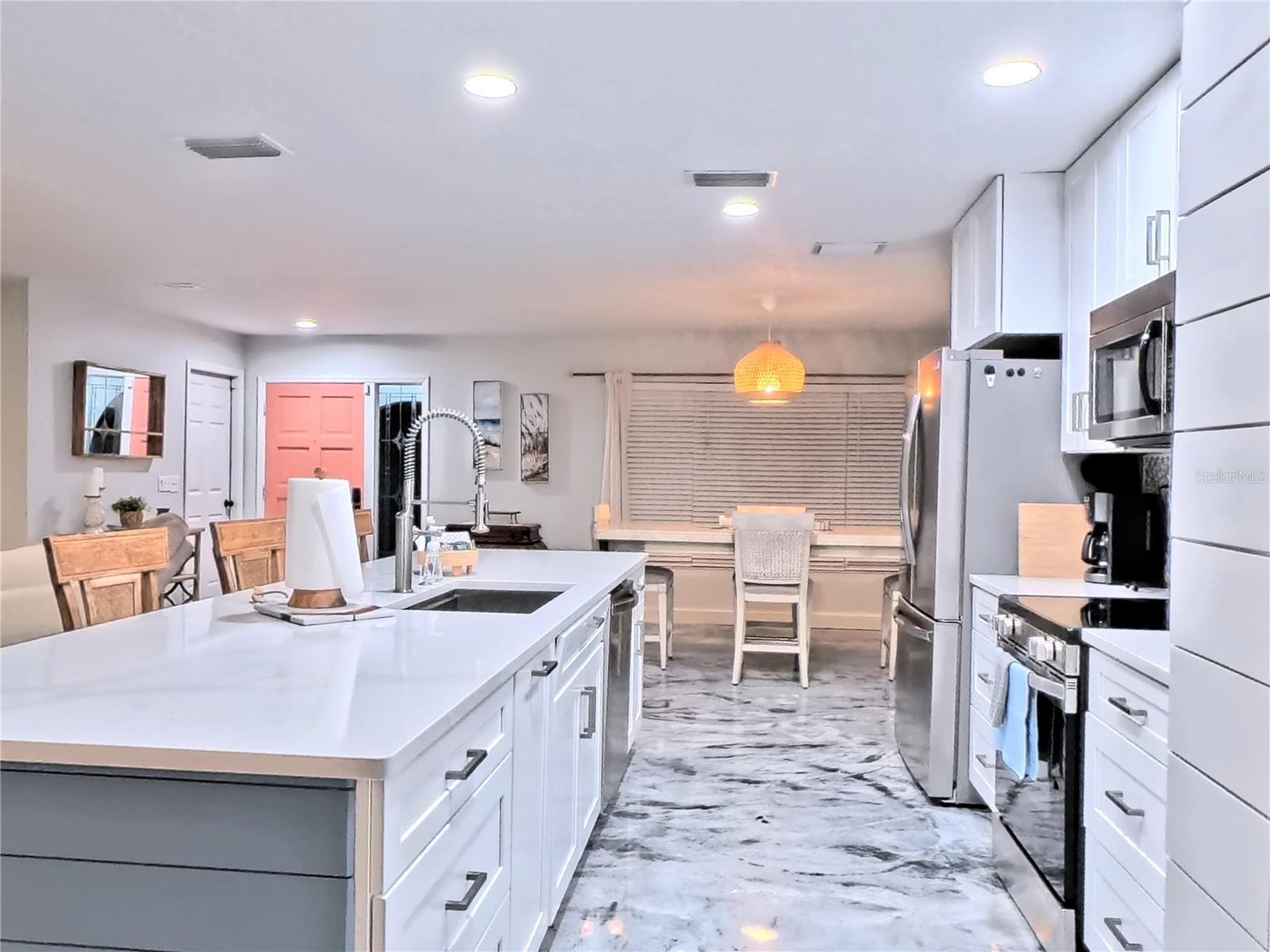 Image 9 of 24 For 6107 9th Avenue W