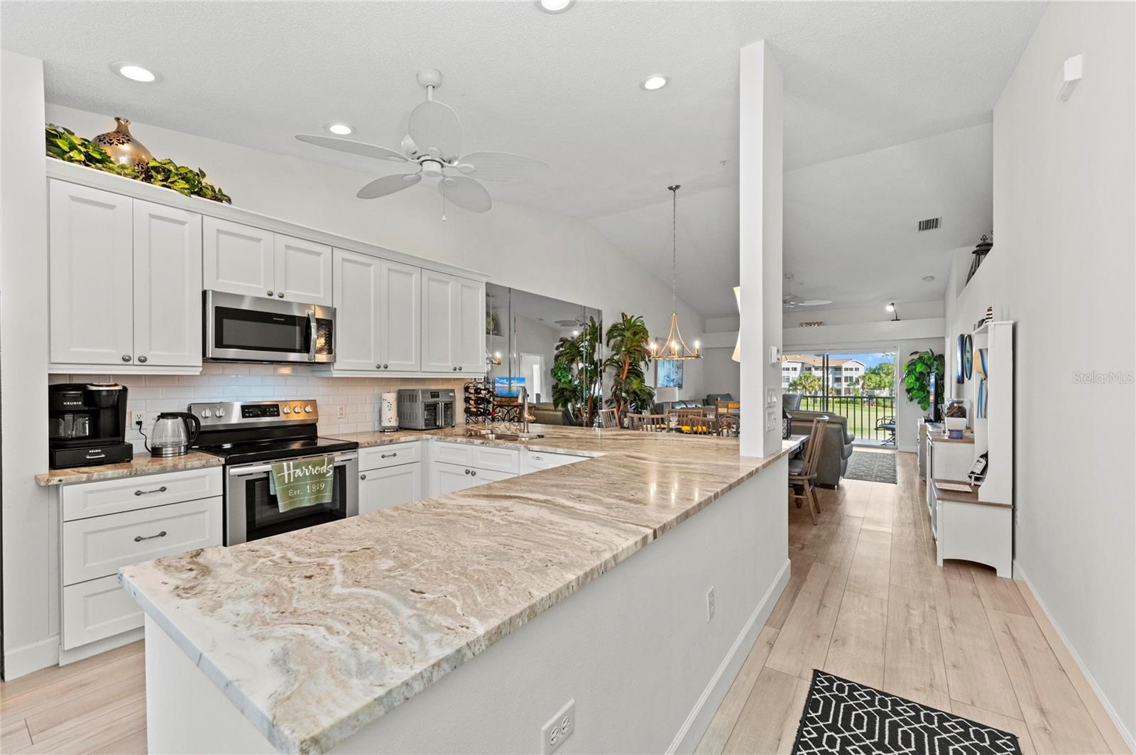 Image 13 of 50 For 4639 Chapel Hill Drive 2925