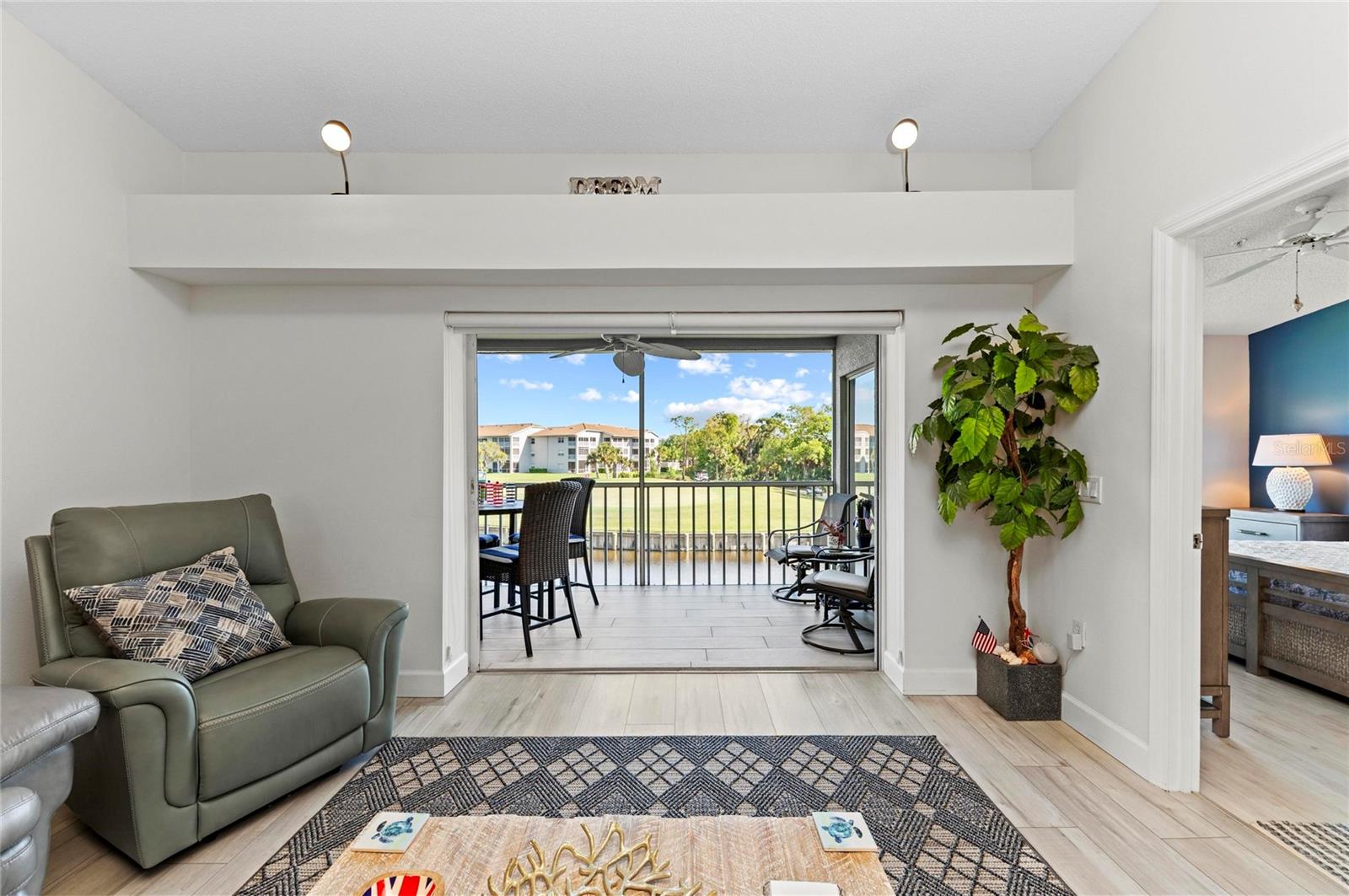 Image 18 of 50 For 4639 Chapel Hill Drive 2925