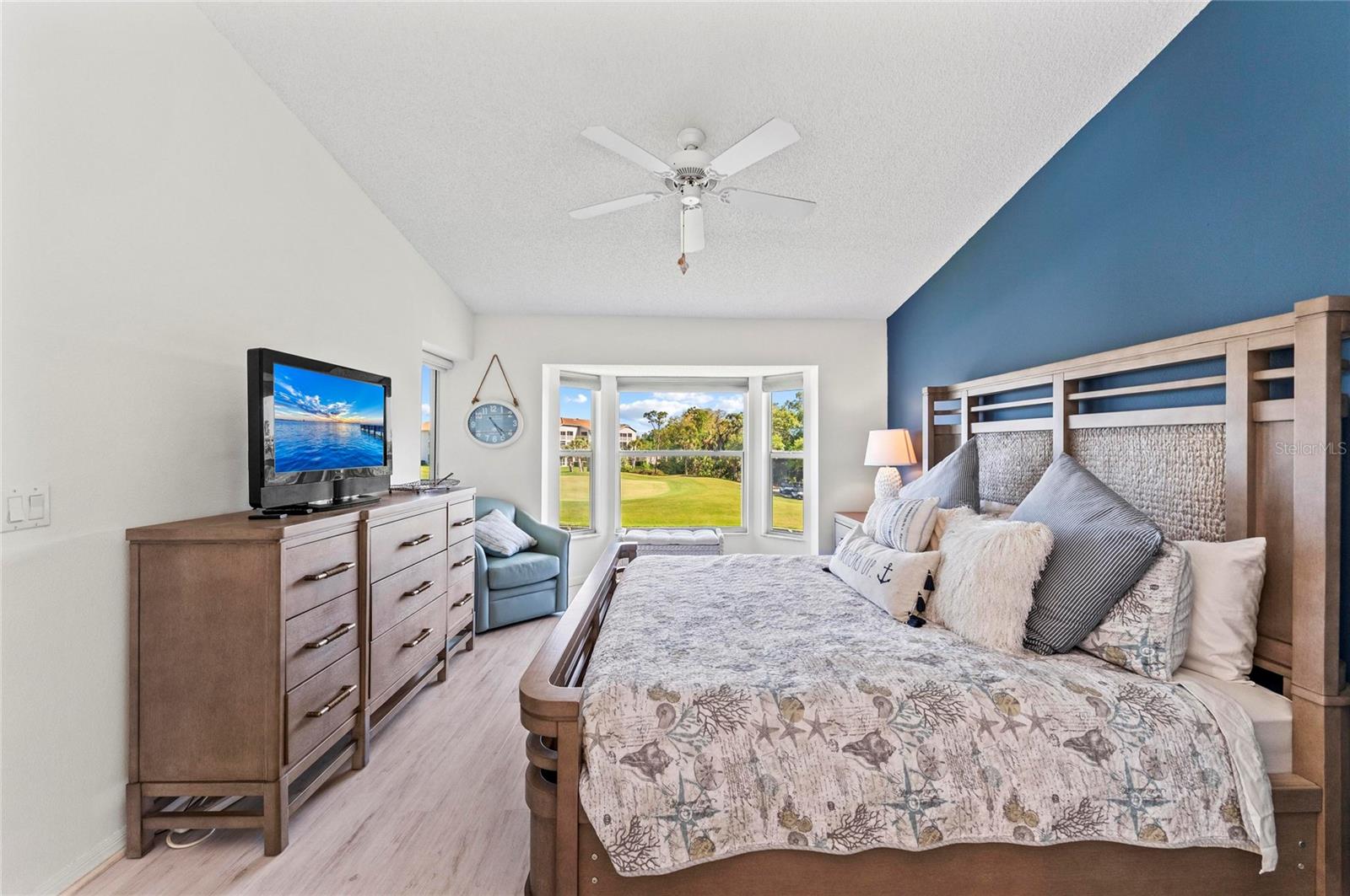 Image 23 of 50 For 4639 Chapel Hill Drive 2925