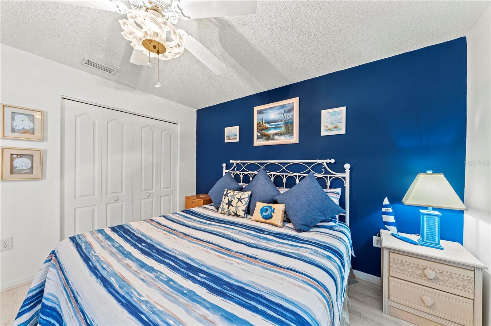 Image 33 of 50 For 4639 Chapel Hill Drive 2925