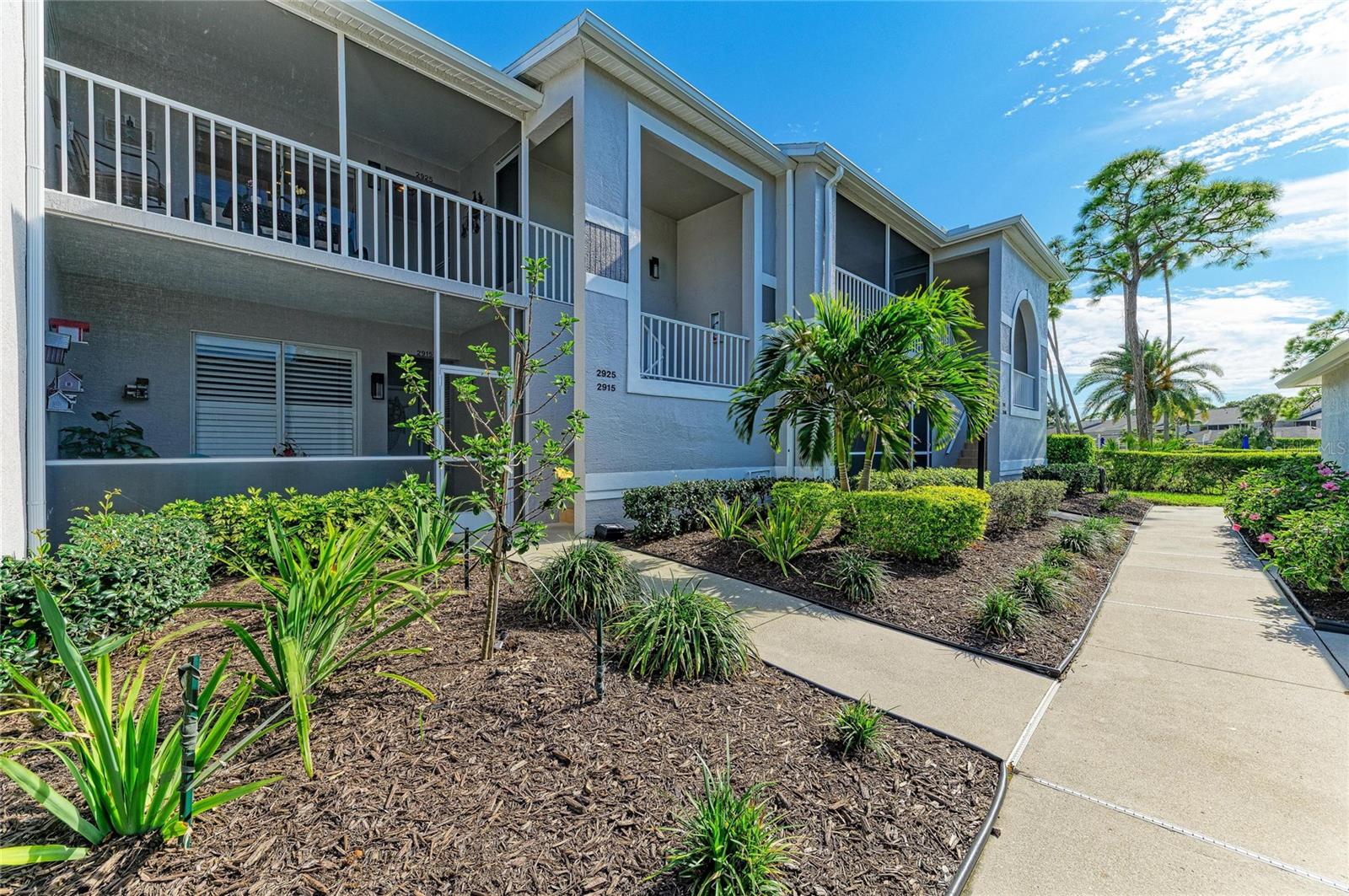 Image 4 of 50 For 4639 Chapel Hill Drive 2925