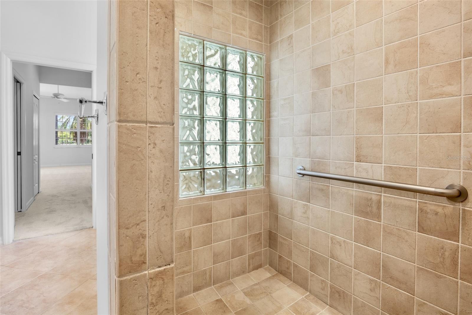 Image 24 of 44 For 4975 Sabal Lake Circle