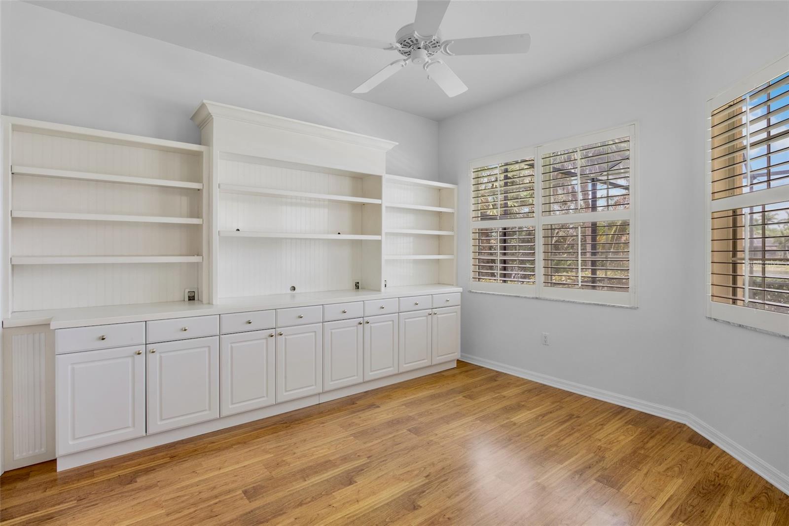 Image 30 of 44 For 4975 Sabal Lake Circle