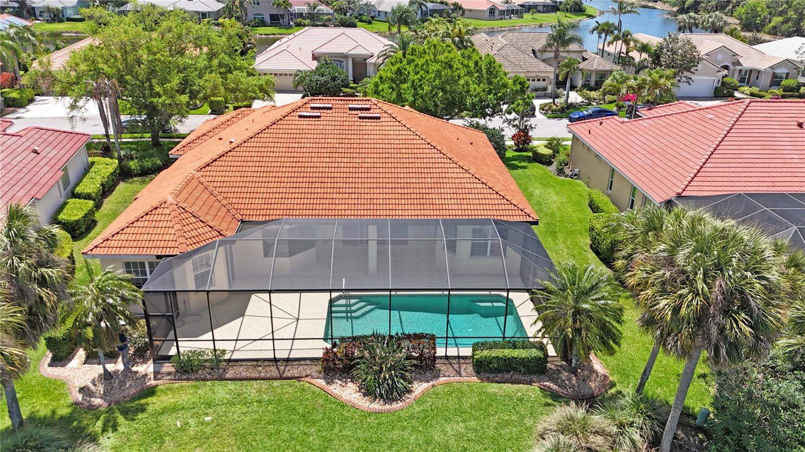 Image 34 of 44 For 4975 Sabal Lake Circle