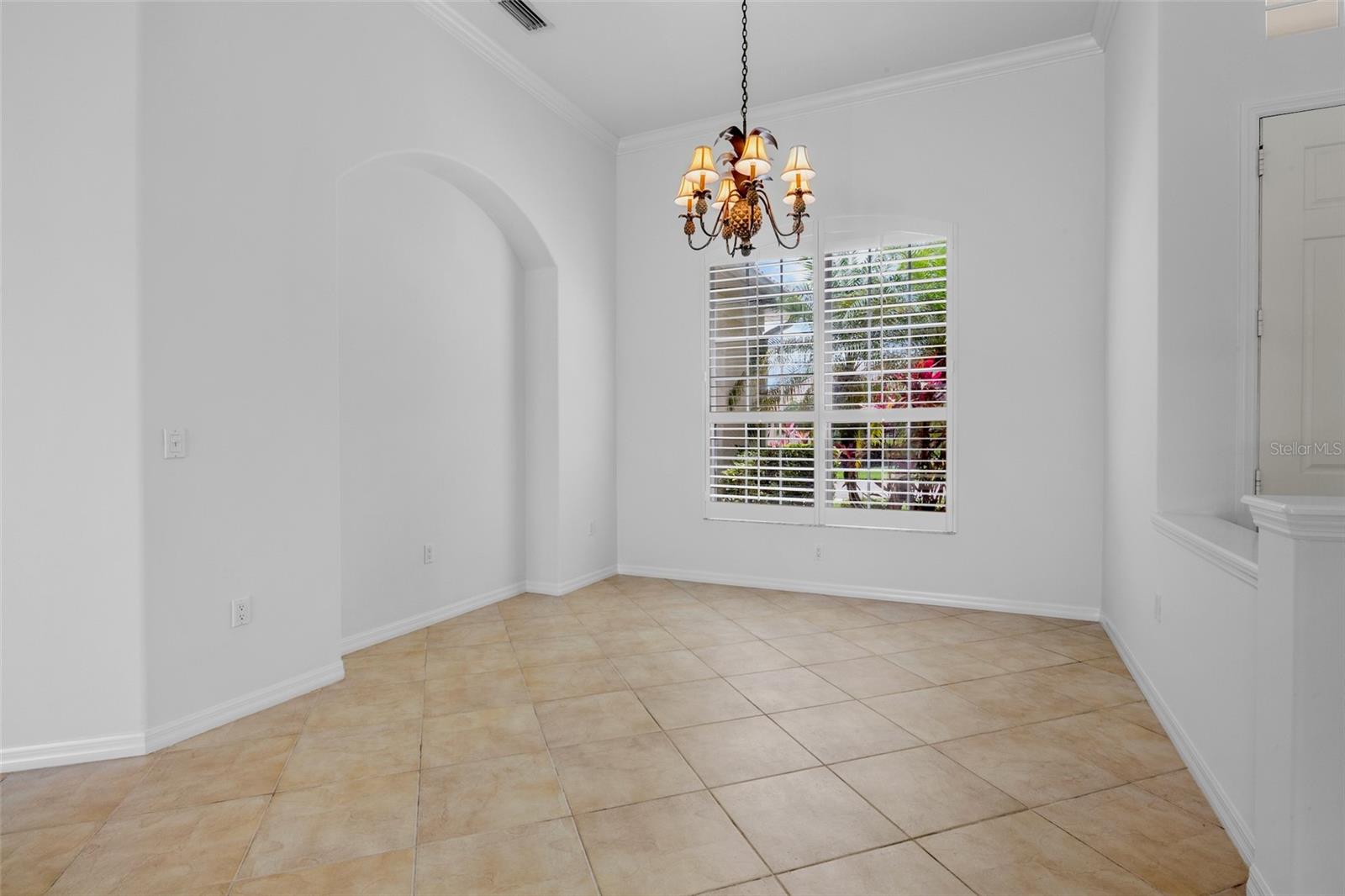 Image 9 of 44 For 4975 Sabal Lake Circle