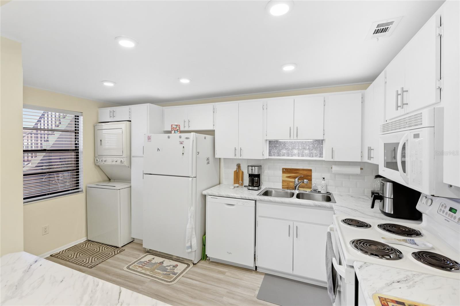 Image 12 of 40 For 5400 34th Street W 7b