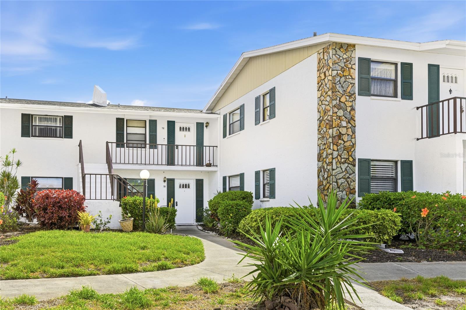 Image 3 of 40 For 5400 34th Street W 7b