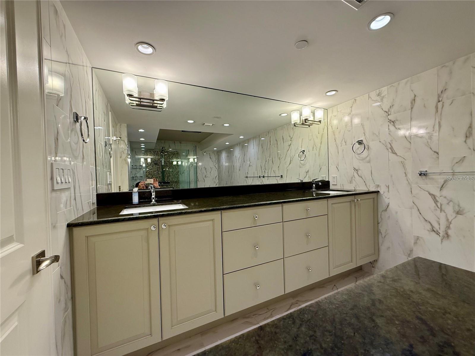 Image 35 of 65 For 988 Blvd Of The Arts Boulevard 1617