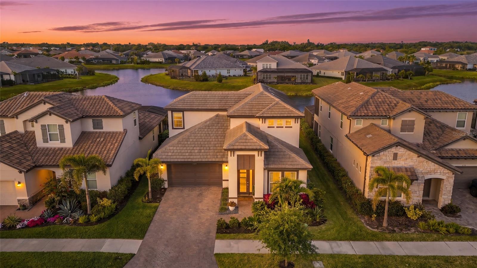 Details for 4762 Antrim Drive, SARASOTA, FL 34240