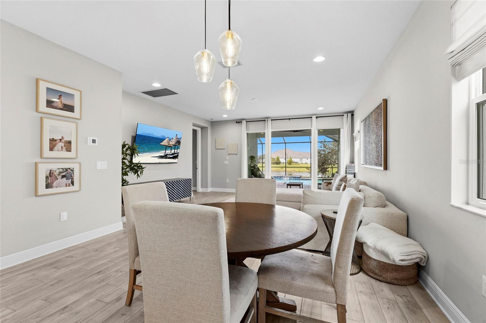 Image 28 of 74 For 4762 Antrim Drive