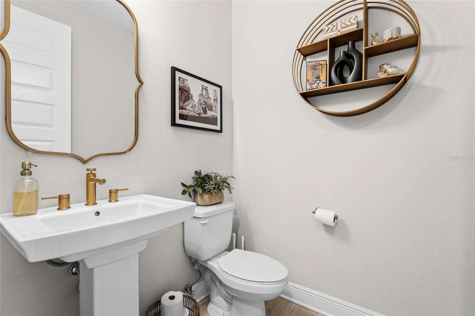 Image 30 of 74 For 4762 Antrim Drive