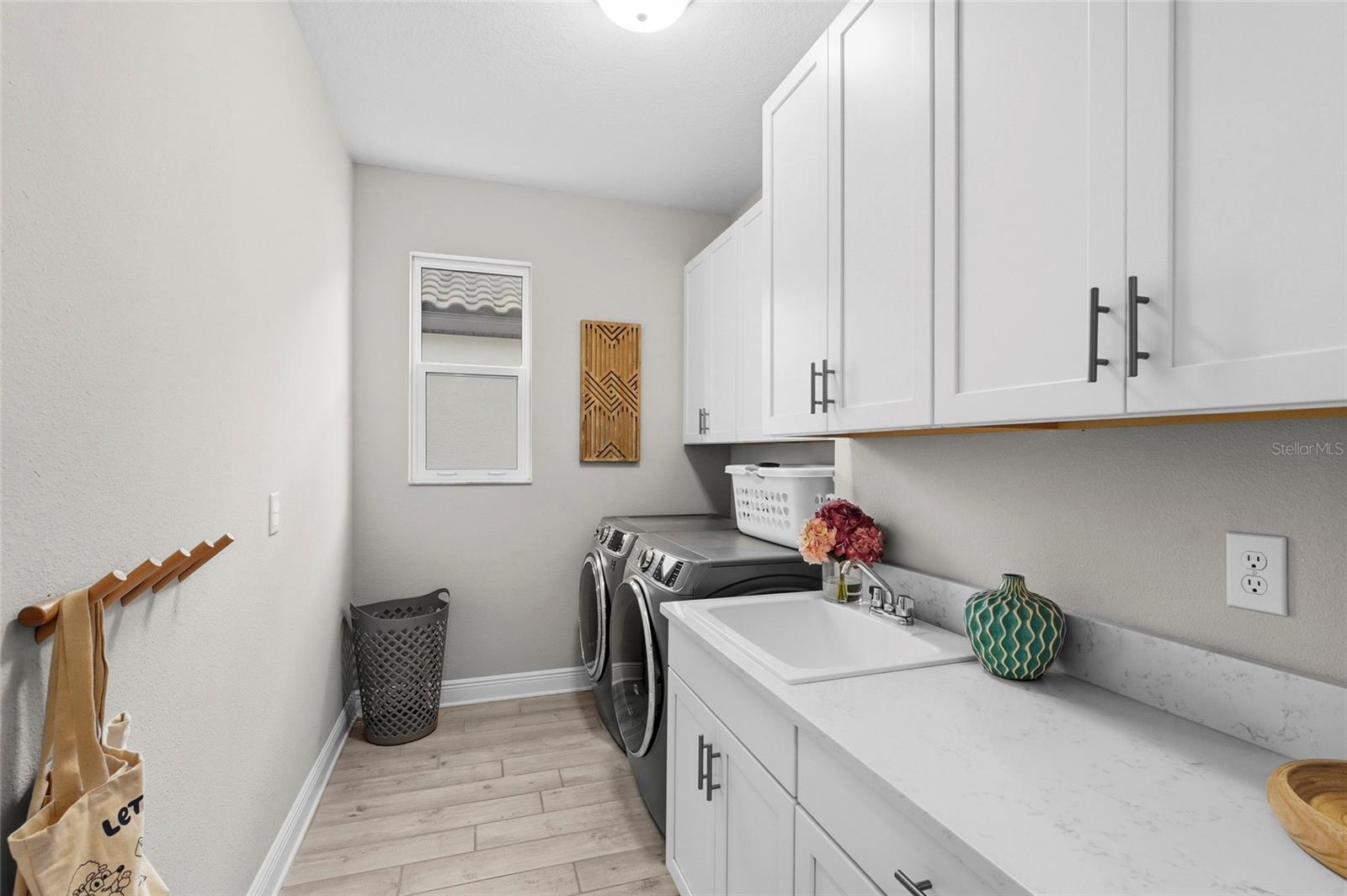 Image 54 of 74 For 4762 Antrim Drive