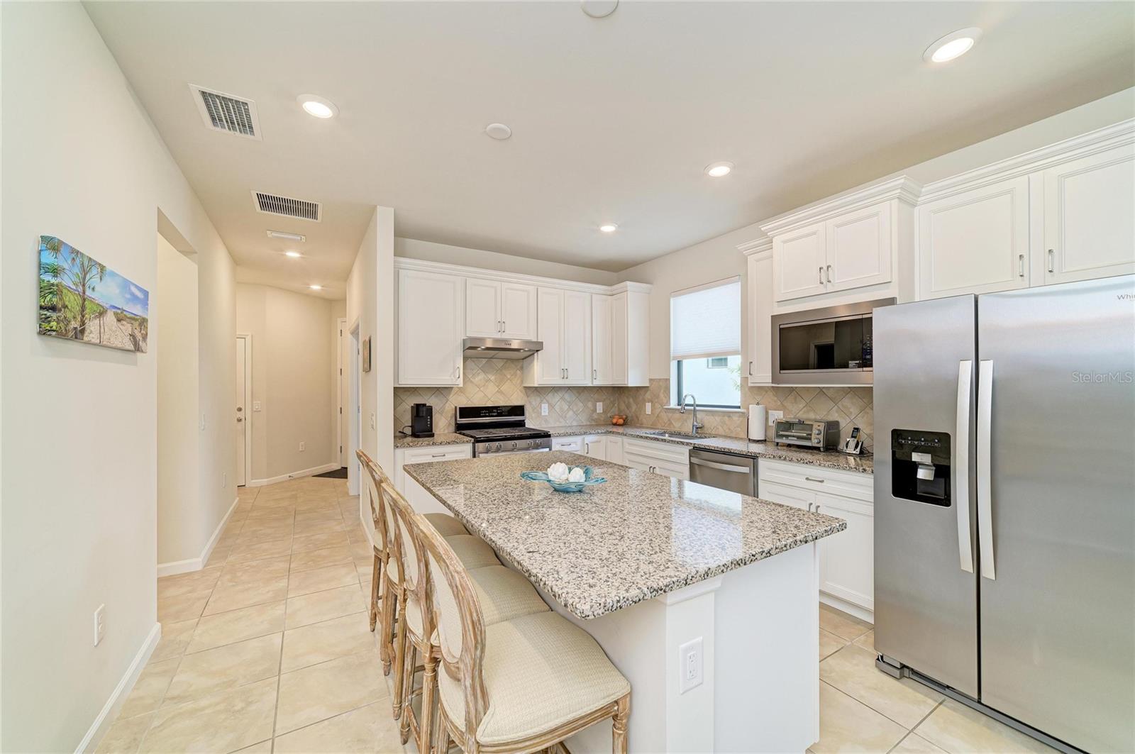 Image 11 of 64 For 7013 Hanover Court