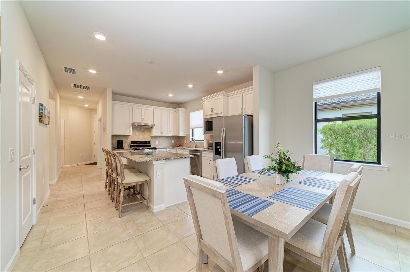 Image 20 of 64 For 7013 Hanover Court