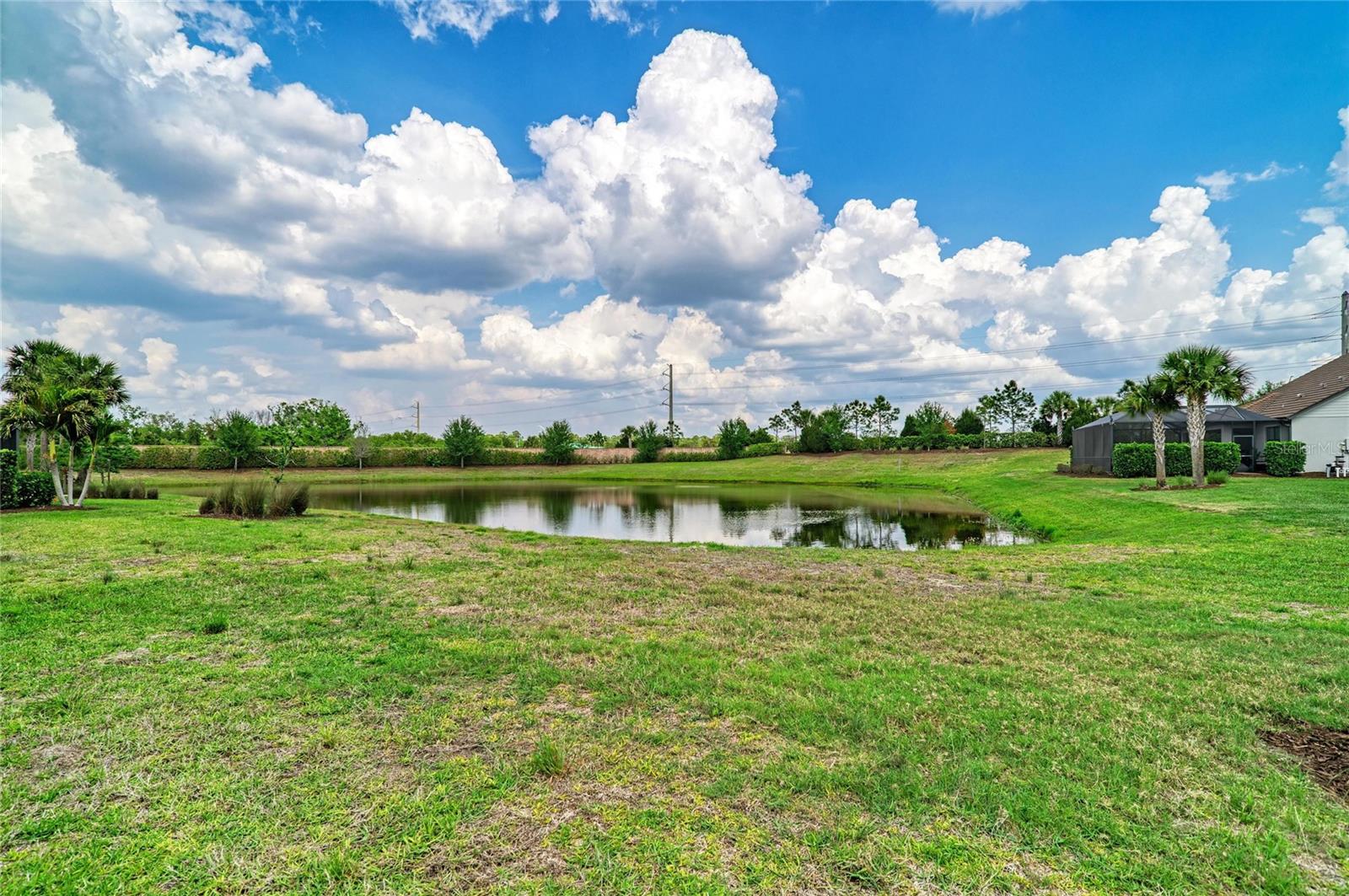 Image 41 of 64 For 7013 Hanover Court