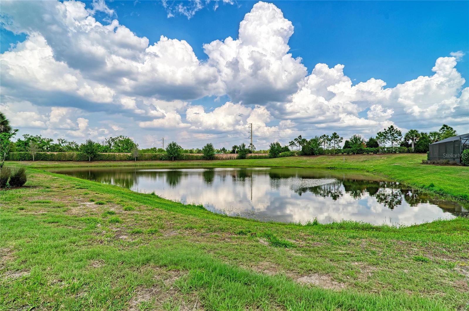 Image 42 of 64 For 7013 Hanover Court