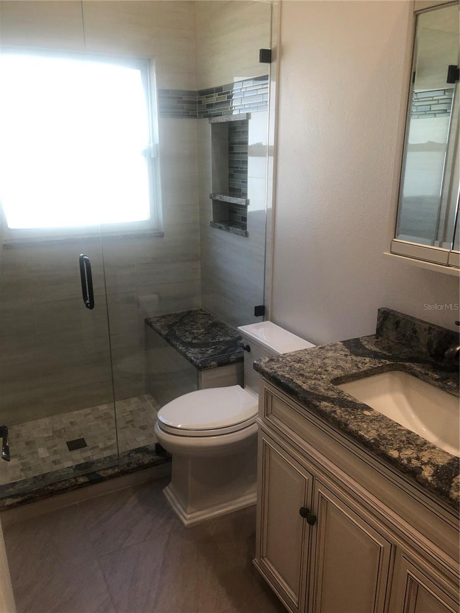 Image 21 of 29 For 5120 Highbury Circle