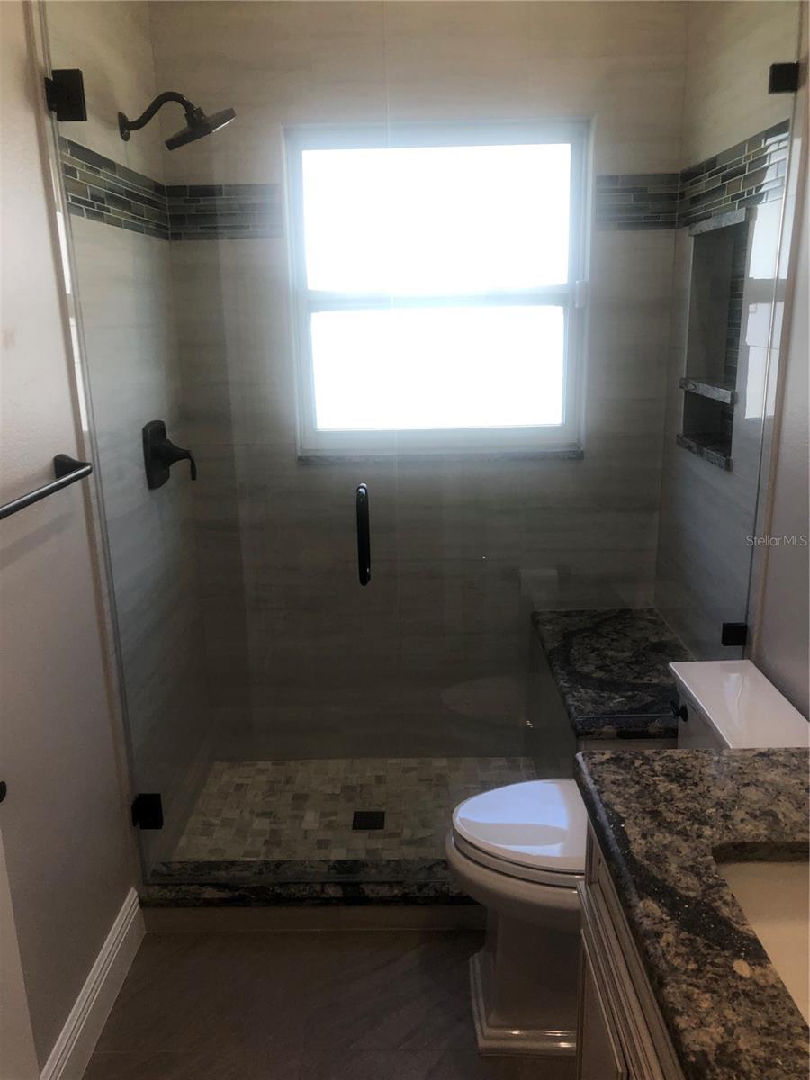 Image 23 of 29 For 5120 Highbury Circle