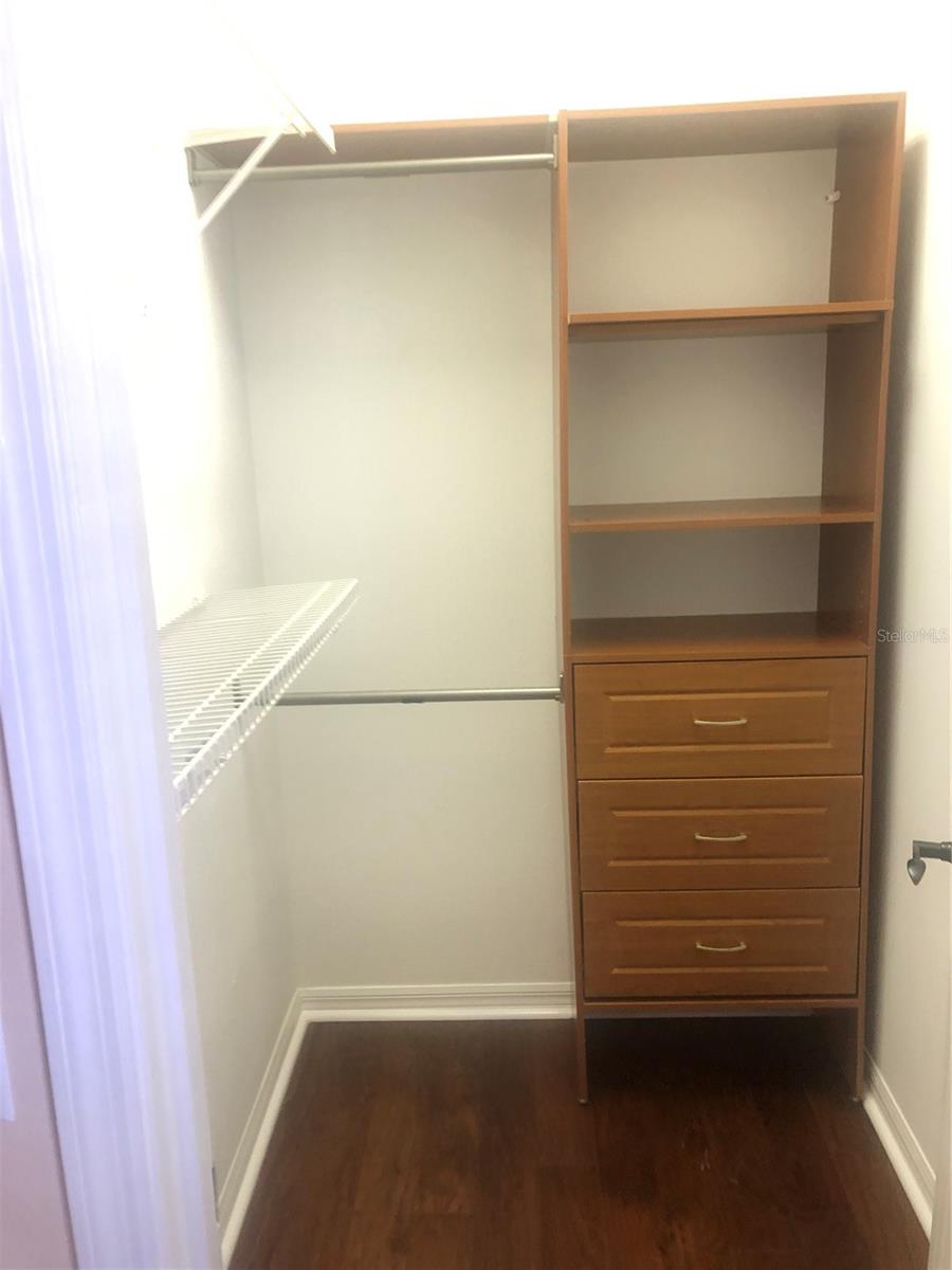 Image 26 of 29 For 5120 Highbury Circle