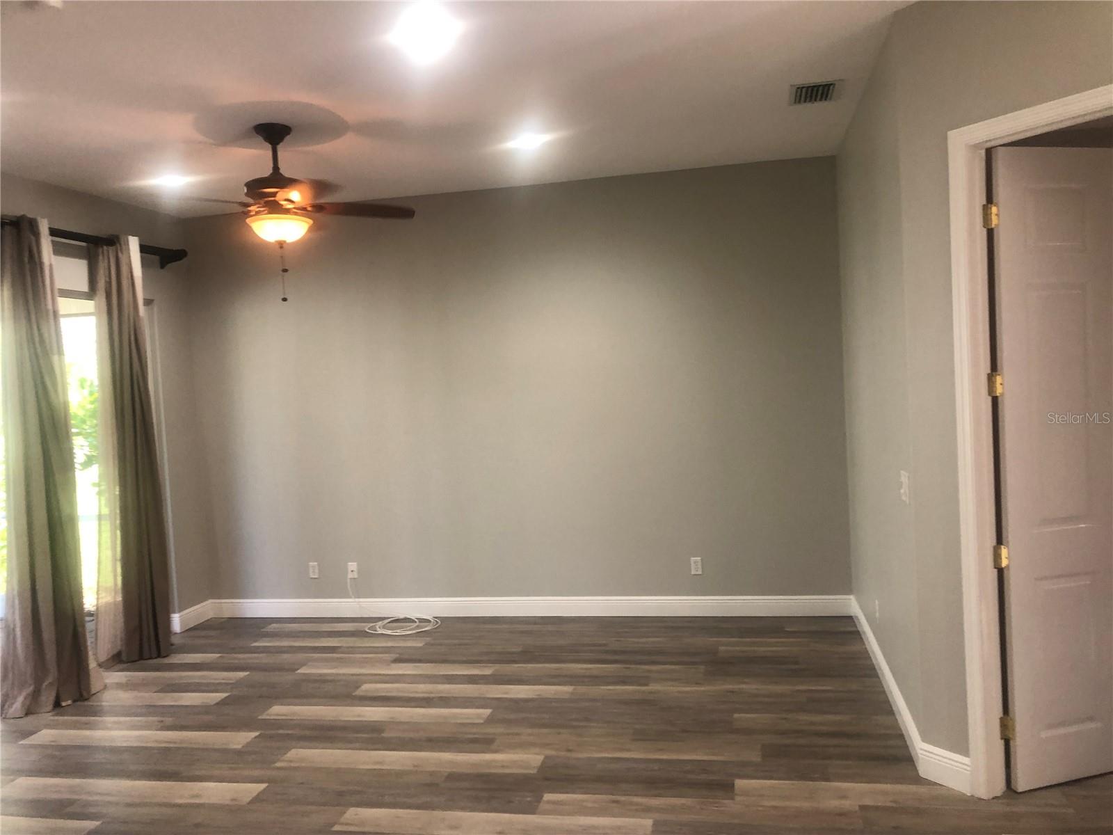 Image 5 of 29 For 5120 Highbury Circle