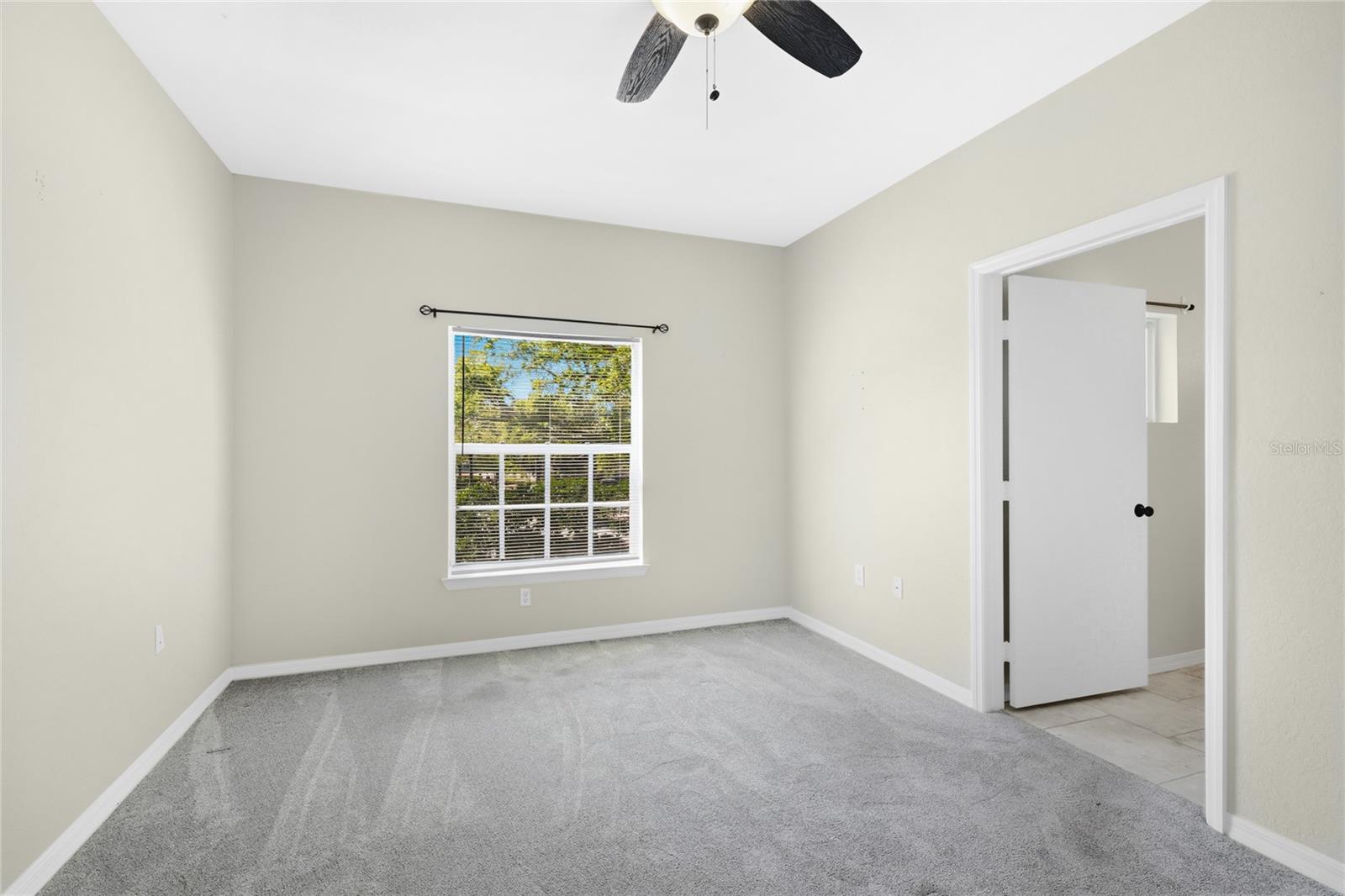 Image 17 of 47 For 5110 Northridge Road 201