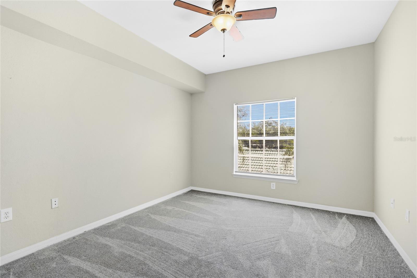 Image 21 of 47 For 5110 Northridge Road 201