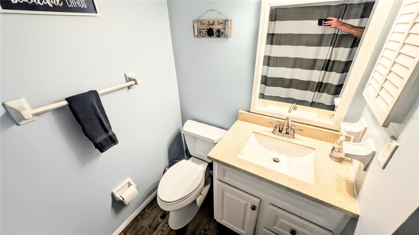 Image 18 of 21 For 2950 Clark Road 212