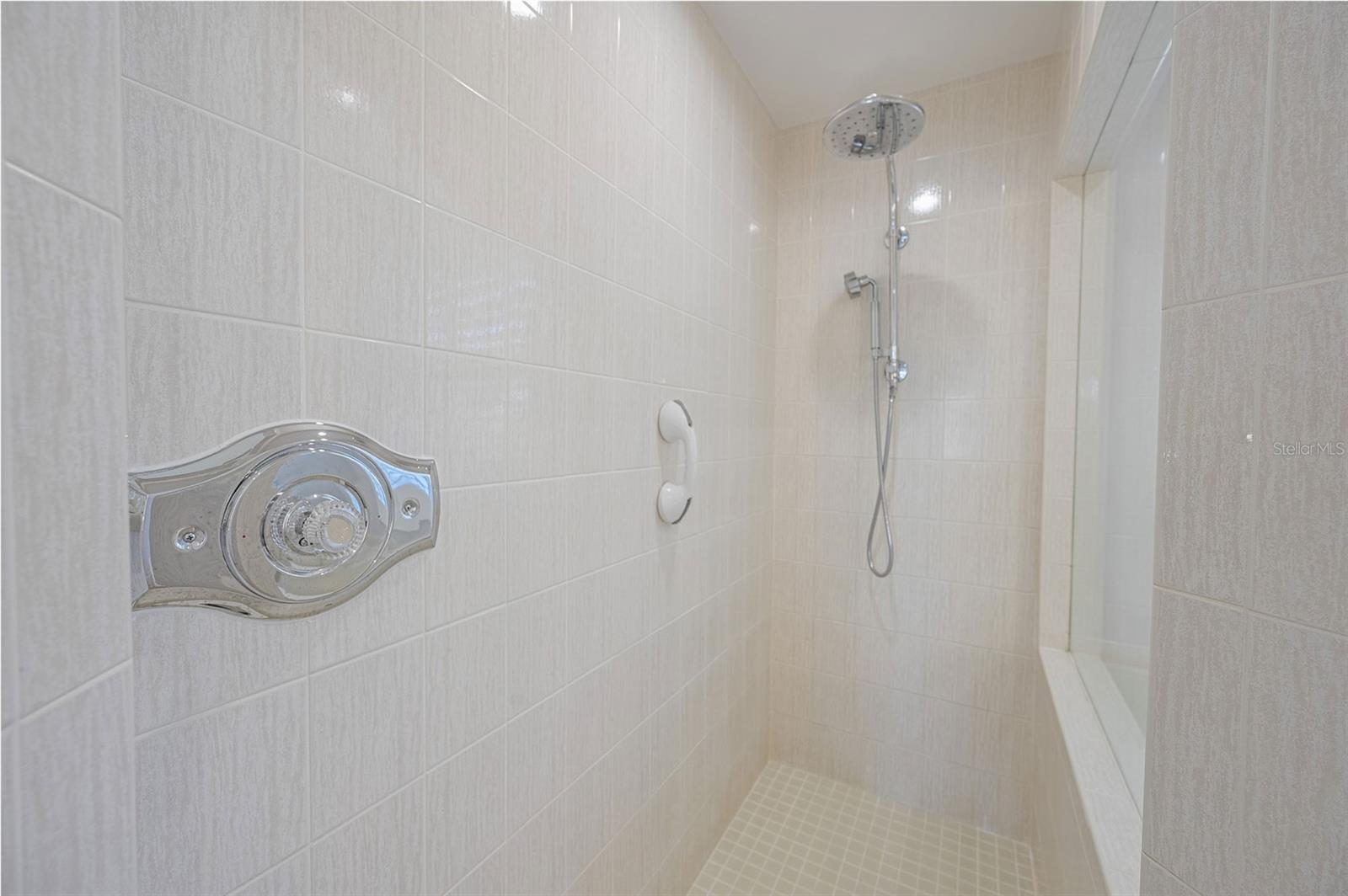 Image 18 of 66 For 4450 Deer Creek Boulevard