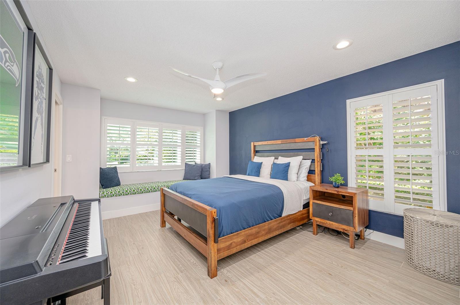 Image 22 of 66 For 4450 Deer Creek Boulevard