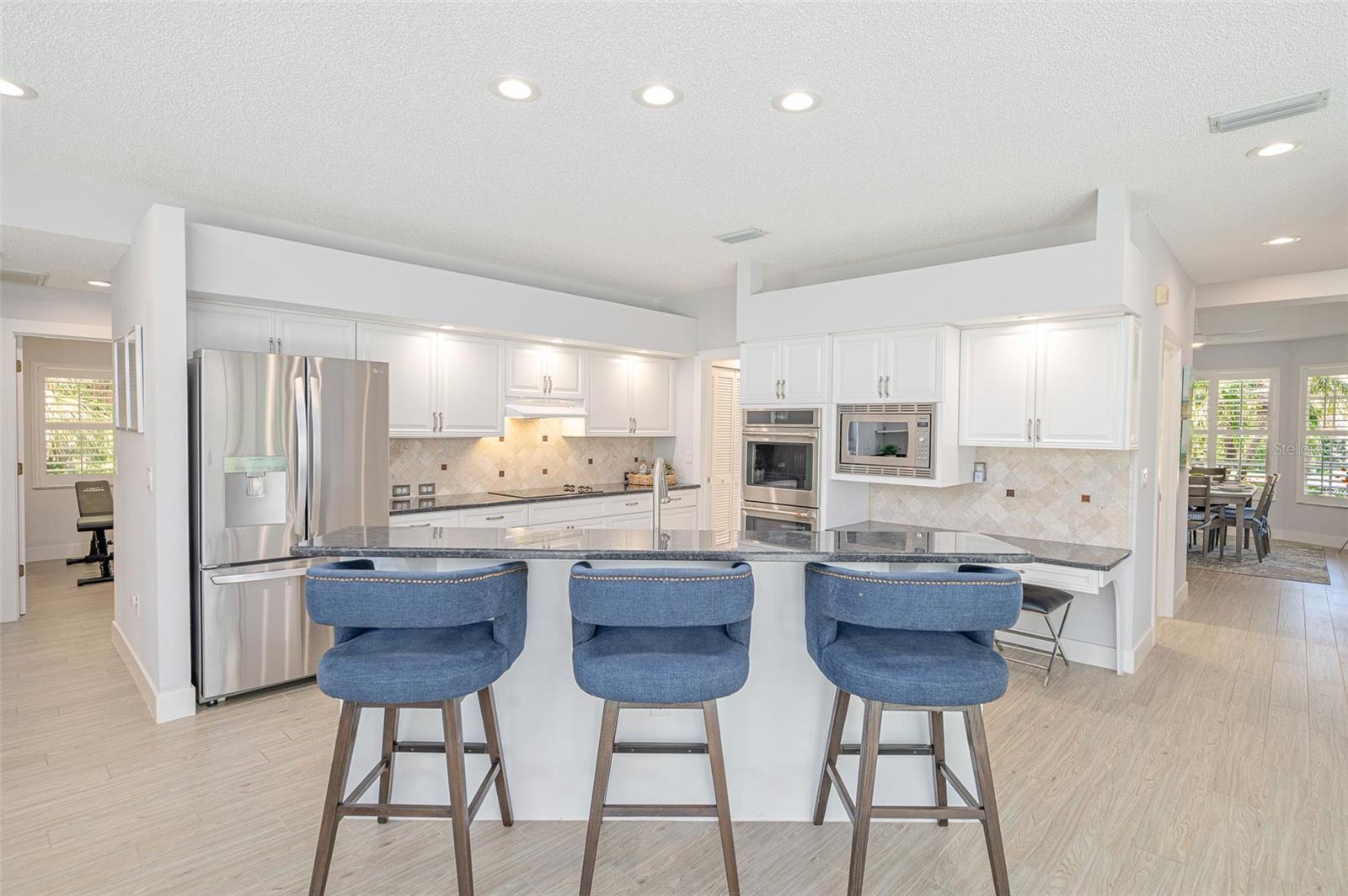 Image 34 of 66 For 4450 Deer Creek Boulevard