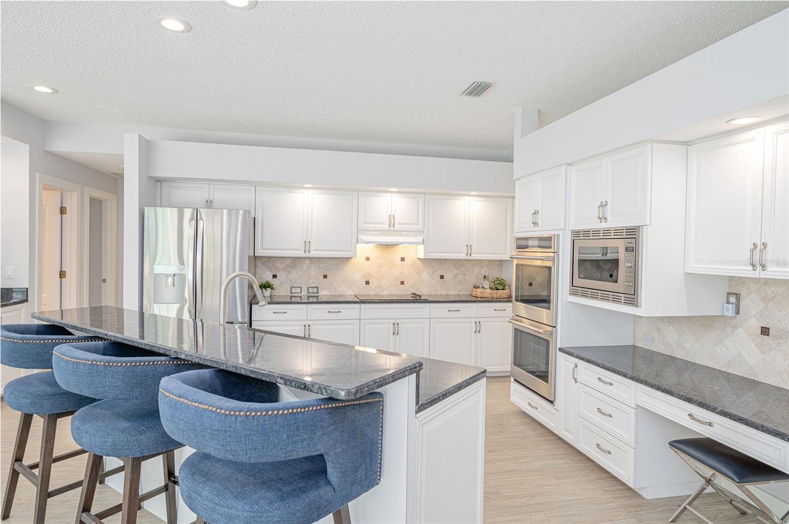 Image 36 of 66 For 4450 Deer Creek Boulevard