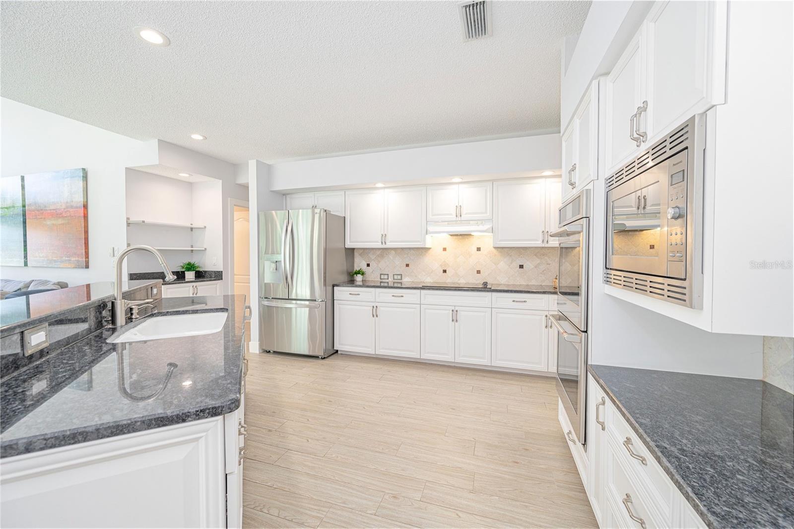 Image 40 of 66 For 4450 Deer Creek Boulevard