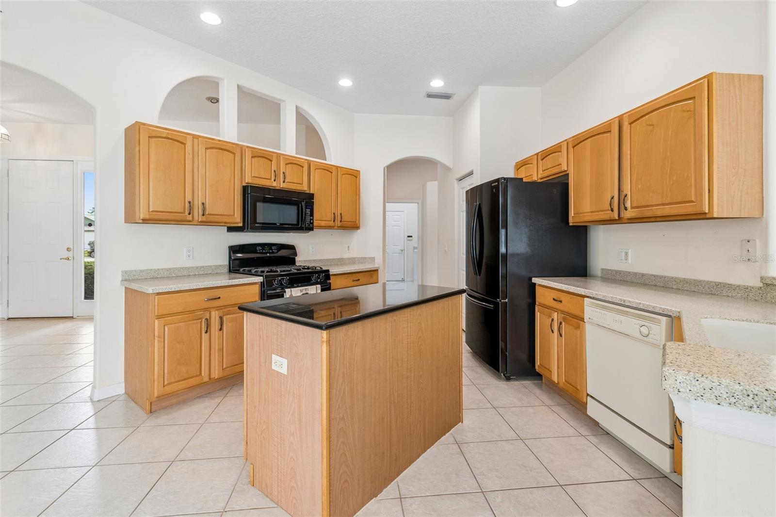 Image 15 of 46 For 718 Planters Manor Way