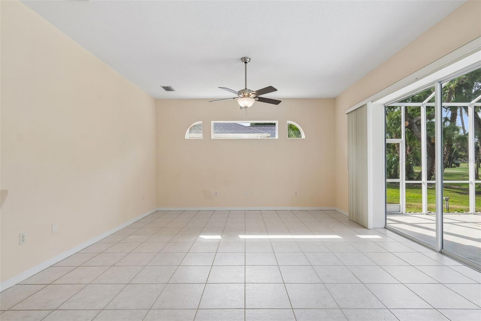 Image 19 of 46 For 718 Planters Manor Way