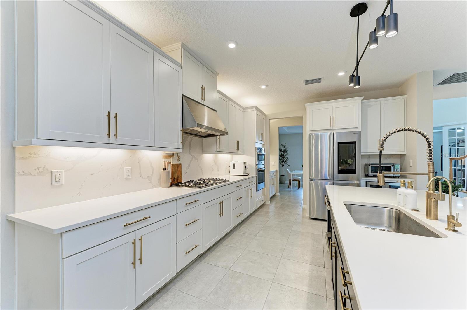 Image 25 of 71 For 16528 Paynes Mill Drive