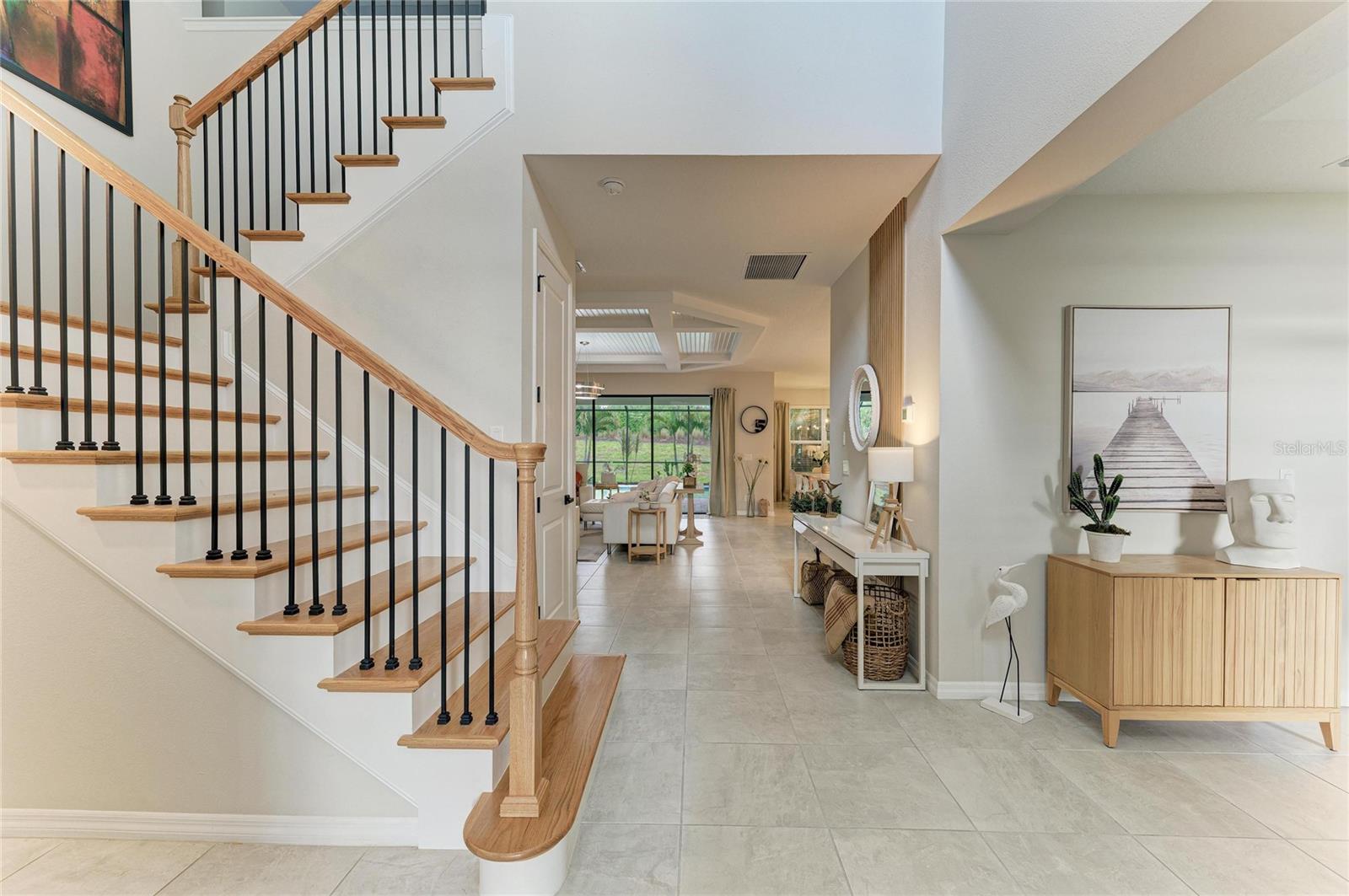 Image 4 of 71 For 16528 Paynes Mill Drive