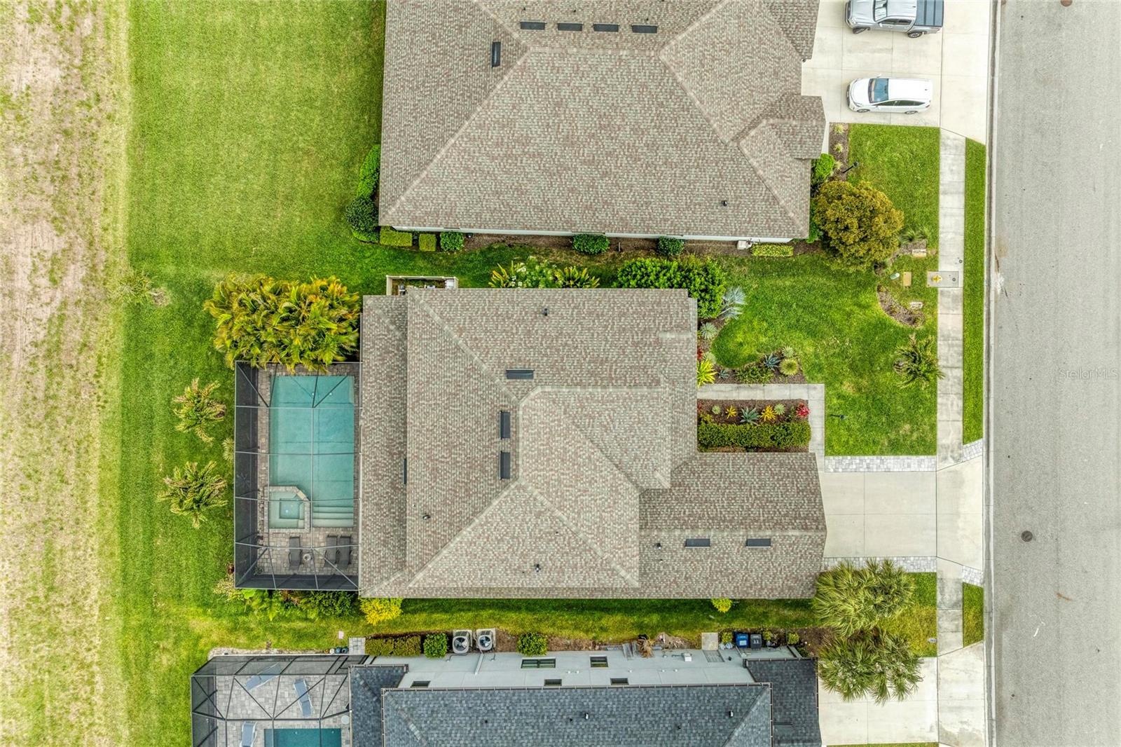 Image 5 of 71 For 16528 Paynes Mill Drive