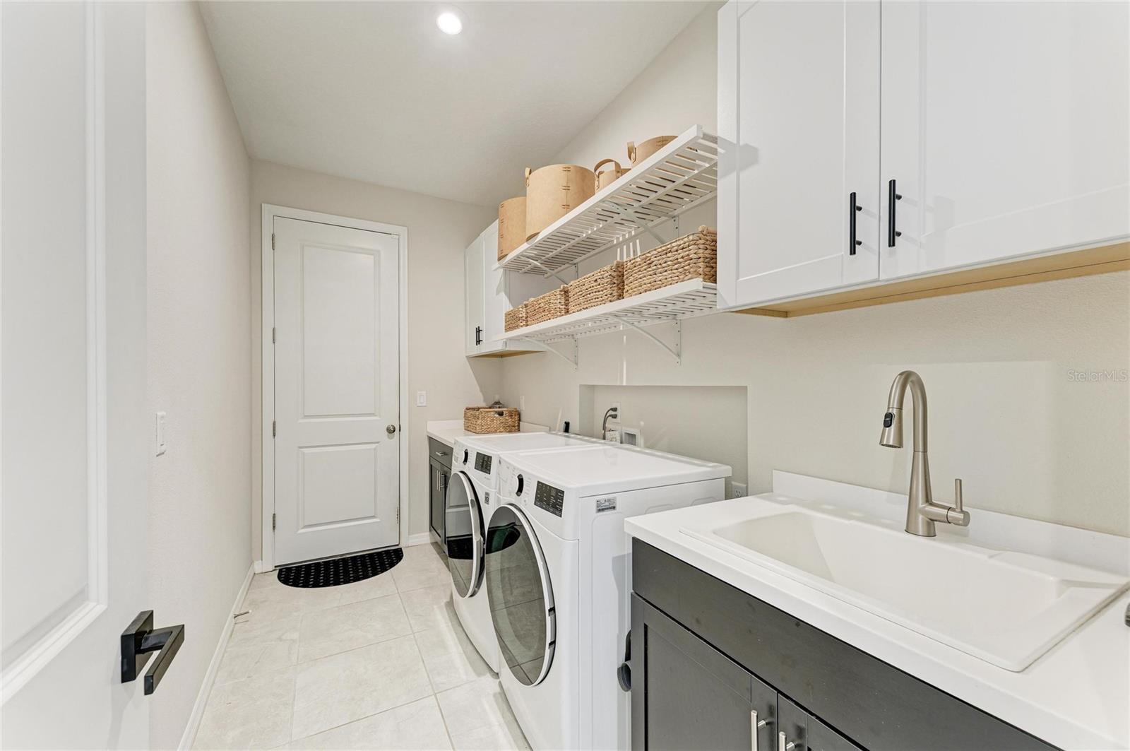 Image 56 of 71 For 16528 Paynes Mill Drive